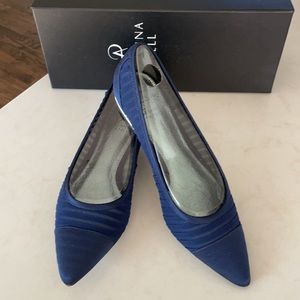 Adrianna Papell Navy Blue Dress Shoe
